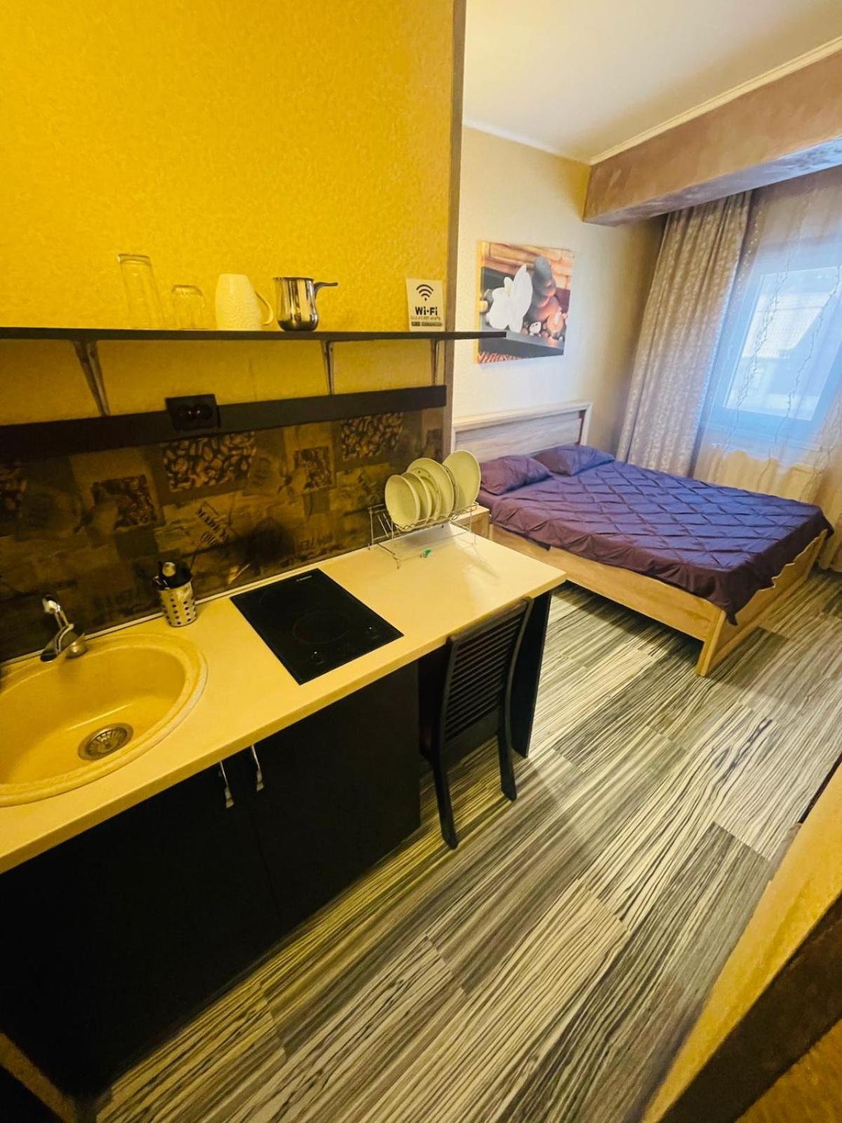 Urban Rez Suites 雅西 外观 照片